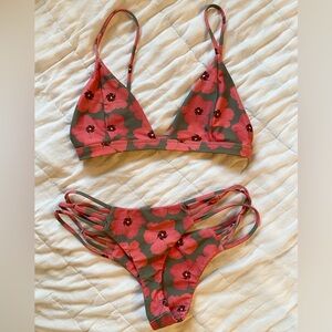 Benoa Hau Mimi top and ozzi bottoms